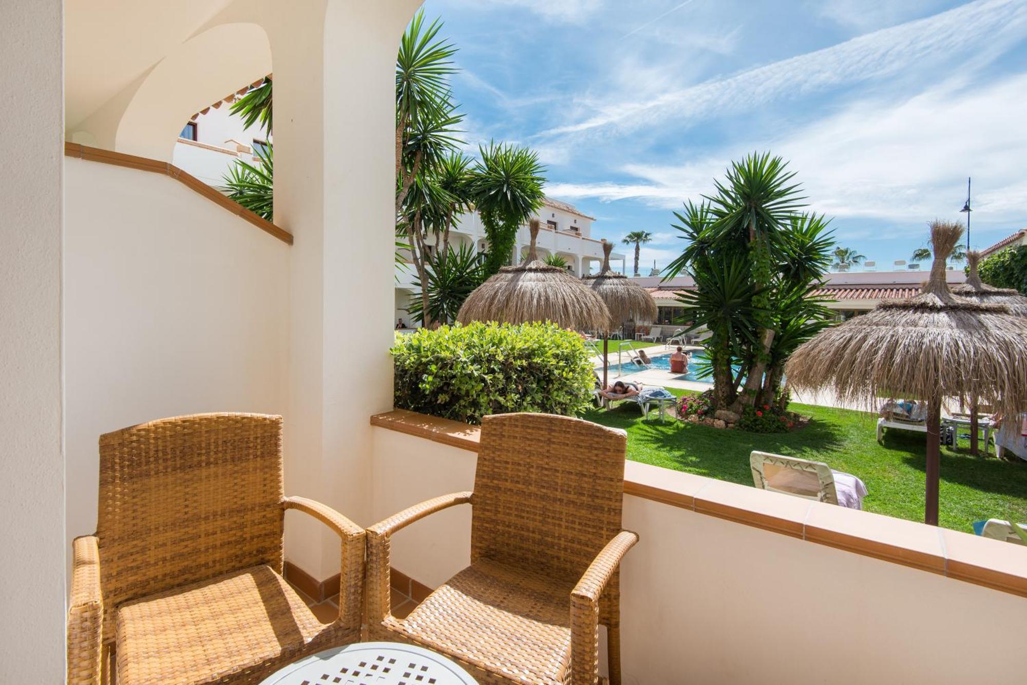 טורמולינוס Hotel Tarik מראה חיצוני תמונה